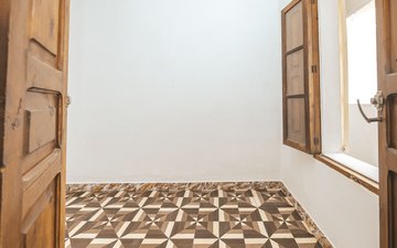 Property slide 18