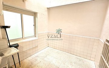 Property slide 14