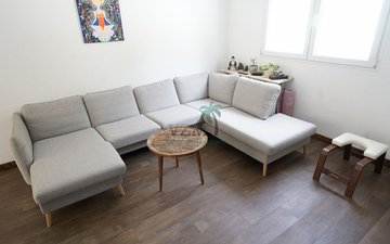 Property slide 20