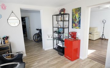 Property slide 28