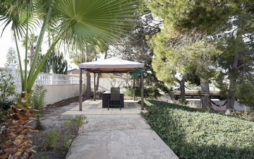 Property slide 7