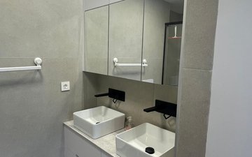 Property slide 33