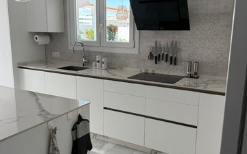 Property slide 10