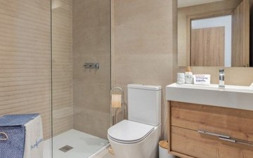 Property slide 21