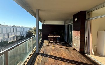 Property slide 10
