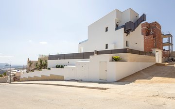 Property slide 40