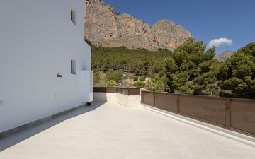 Property slide 39