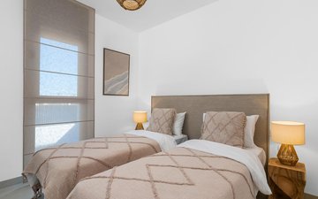 Property slide 25