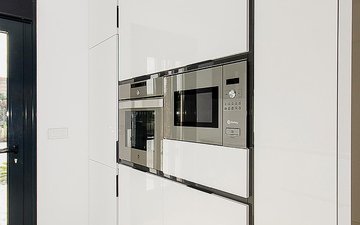 Property slide 7