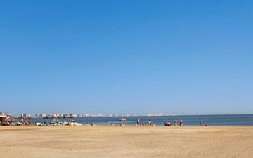 Slajd nieruchomości 42