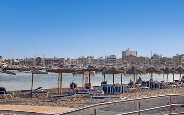 Slajd nieruchomości 18