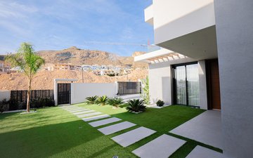 Property slide 20