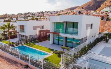 Property slide 18