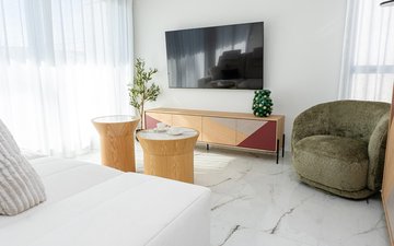 Property slide 7