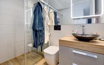Property slide 21