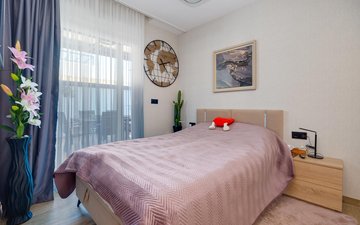 Property slide 15
