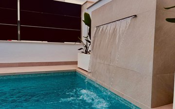 Property slide 14