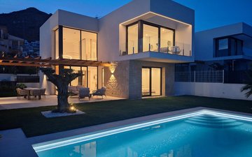 Property slide 22