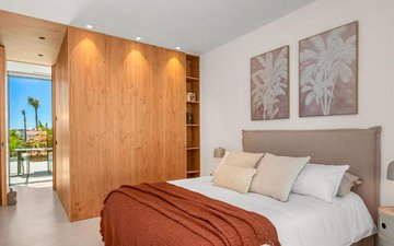 Property slide 18