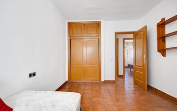 Property slide 16