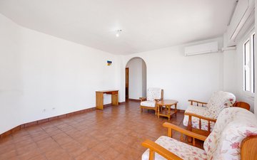 Property slide 25