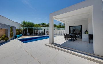 Property slide 38