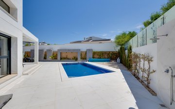 Property slide 41
