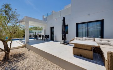 Property slide 40
