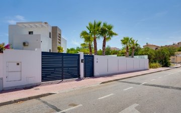 Property slide 44