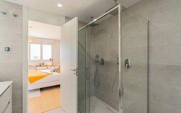 Property slide 16