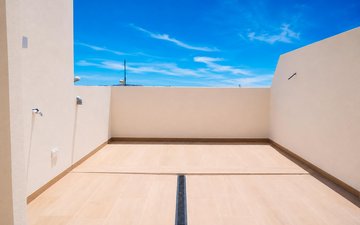 Property slide 25