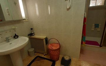 Property slide 28