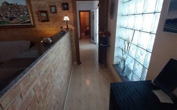 Property slide 40