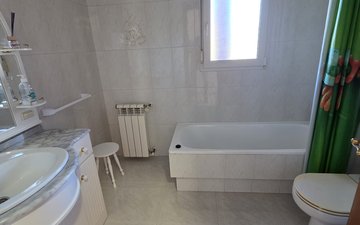Property slide 14