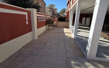Property slide 44