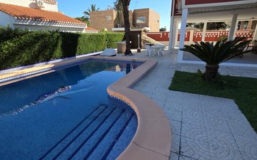 Property slide 46