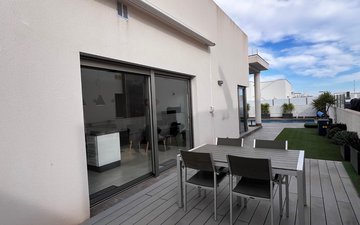 Property slide 10