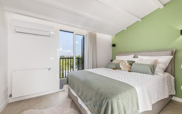 Property slide 22