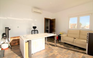 Property slide 21