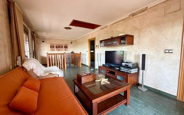 Property slide 29