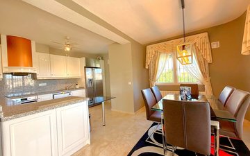Property slide 10