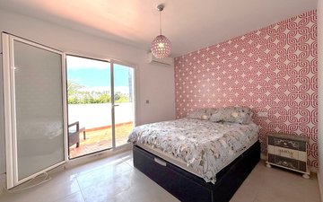 Property slide 10