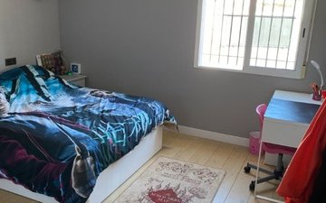 Property slide 19