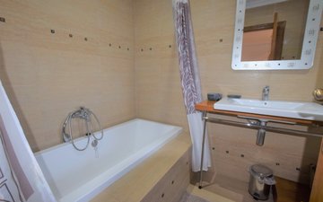 Property slide 19