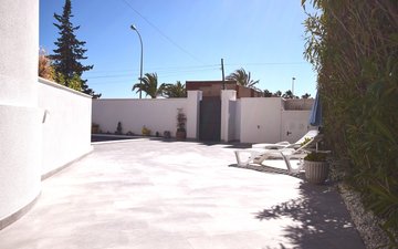 Property slide 10