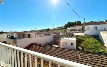 Property slide 25
