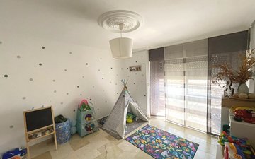 Property slide 14