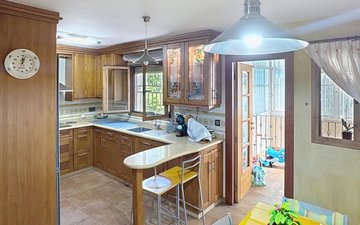 Property slide 7