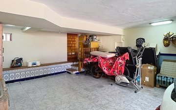 Property slide 17