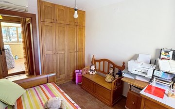 Property slide 14